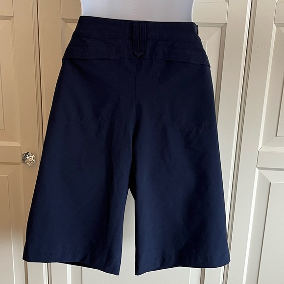 Eddie Bauer Adventurer Bermuda Shorts Navy Blue size 8. Golf, Athleisure Casual - Picture 5 of 14